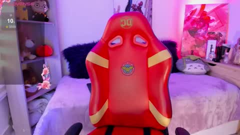 Snapshot of emma_soffia_ chatting on November 12, 6:30 pm EMMA online show from November 12, 6:30 pm