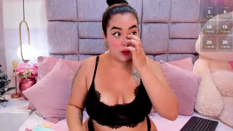 Emma  online show from November 26, 5:03 pm