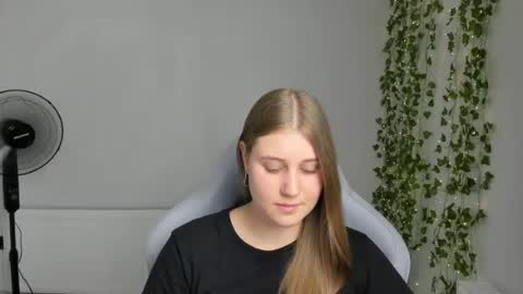 Emma online show from July 26, 12:01 pm