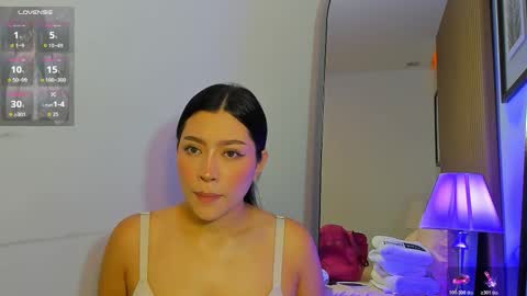   online show from March 24, 11:26 am