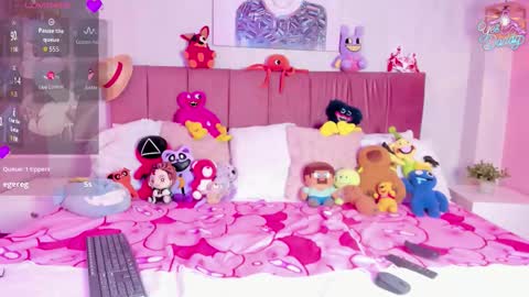 Emma online show from February 21, 9:05 pm