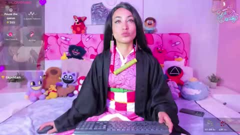 Emma online show from March 6, 7:21 pm