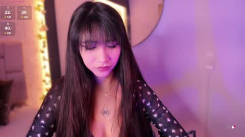 Snapshot of emma_woods__ chatting on December 2, 12:18 pm emma_woods__ online show from December 2, 12:18 pm