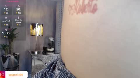 zoe  online show from March 5, 8:32 pm