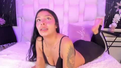 emmaa00_ online show from June 29, 6:08 pm