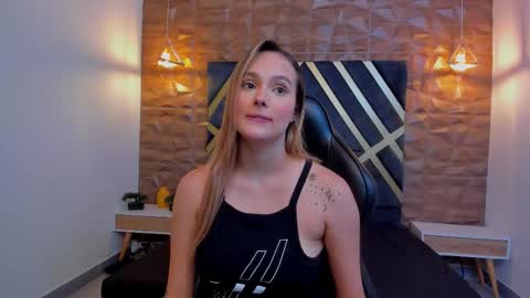 EMMA online show from November 10, 5:23 pm