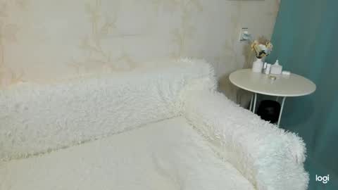 Emma 31487 online show from February 2, 5:04 pm