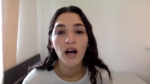 Snapshot of emmababy2322 chatting on January 7, 5:31 pm Emma online show from January 7, 5:31 pm