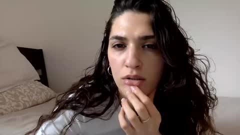 Snapshot of emmababy2322 chatting on January 7, 8:31 pm Emma online show from January 7, 8:31 pm