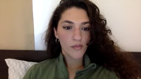 Snapshot of emmababy2322 chatting on January 16, 8:25 pm Emma online show from January 16, 8:25 pm
