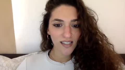 Snapshot of emmababy2322 chatting on January 21, 5:30 pm Emma online show from January 21, 5:30 pm