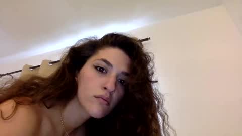 Snapshot of emmababy2322 chatting on January 27, 7:46 pm Emma online show from January 27, 7:46 pm