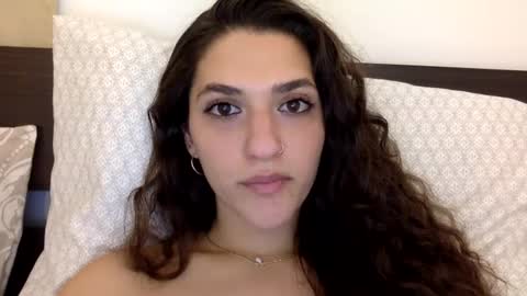 Snapshot of emmababy2322 chatting on February 10, 9:04 pm Emma online show from February 10, 9:04 pm