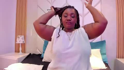 EmmaBrantt  online show from July 15, 4:07 am