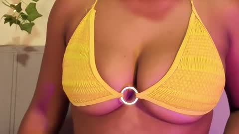 Emma online show from September 24, 11:08 pm