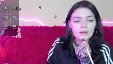 Emma online show from December 19, 8:32 am