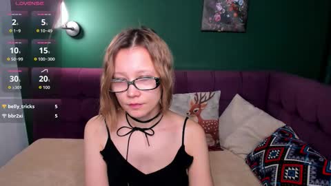 Emma 3 online show from February 23, 1:36 am