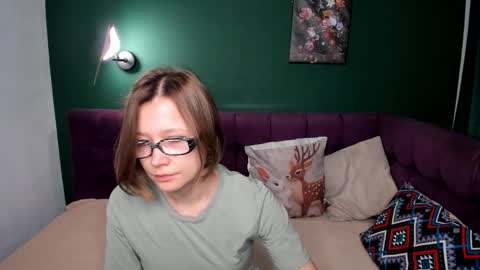 Snapshot of emmaethereal chatting on April 4, 1:37 am Emma 3 online show from April 4, 1:37 am