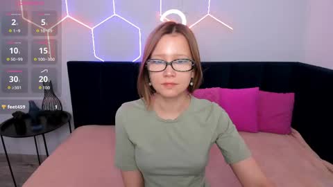 Snapshot of emmaethereal chatting on May 6, 1:47 am Emma 3 online show from May 6, 1:47 am
