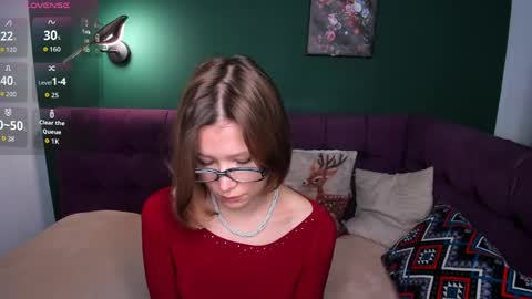 Snapshot of emmaethereal chatting on May 23, 2:06 am Emma 3 online show from May 23, 2:06 am
