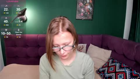 Snapshot of emmaethereal chatting on June 4, 1:33 am Emma 3 online show from June 4, 1:33 am