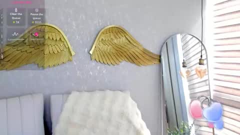 Snapshot of emmaferrary chatting on November 4, 6:51 pm Emma Ferrary online show from November 4, 6:51 pm