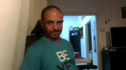 Ariel online show from October 5, 9:13 pm