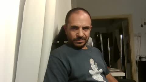 Ariel online show from October 29, 8:54 pm