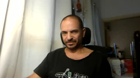 Ariel online show from June 17, 3:53 am