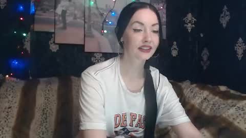 EmmaGoldX online show from February 19, 5:06 pm