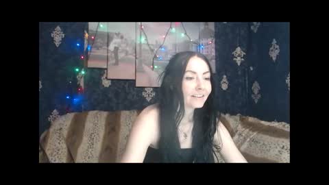 EmmaGoldX online show from March 1, 8:13 am
