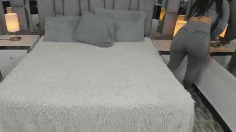 EMMA HILL online show from December 15, 10:52 am