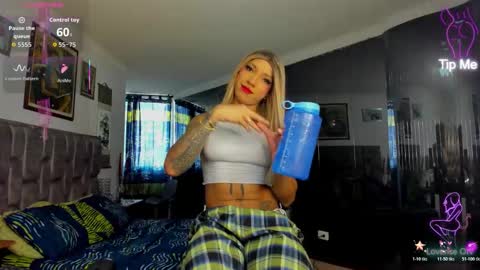 Emma online show from February 28, 1:23 pm