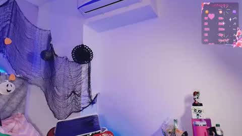  Emma  online show from November 1, 4:03 am