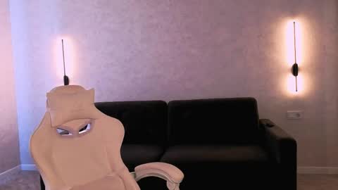 Emma online show from April 9, 6:19 am