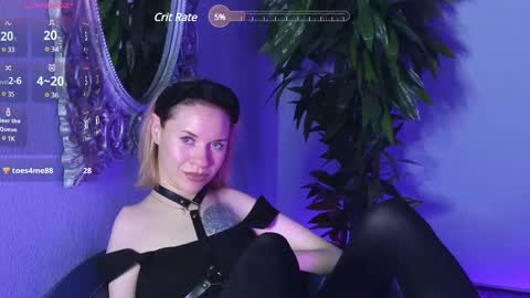 Snapshot of emmalarkins chatting on March 12, 11:42 am Emma online show from March 12, 11:42 am