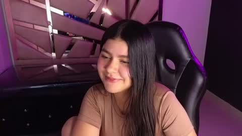 Emma online show from December 13, 1:55 pm