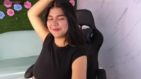 Emma online show from December 19, 8:13 pm