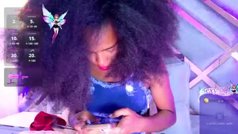 Snapshot of emmalove01 chatting on July 3, 2:40 am emmalove01 online show from July 3, 2:40 am