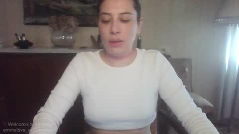 Snapshot of emmalove_ar chatting on February 12, 3:27 pm emmalove_ar online show from February 12, 3:27 pm