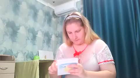 emmamelody online show from September 16, 1:39 am