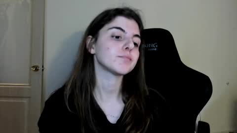 Snapshot of emmamon chatting on November 7, 3:01 pm Emma online show from November 7, 3:01 pm