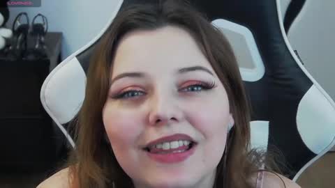 Snapshot of emmamoore12 chatting on March 26, 5:40 pm Emma online show from March 26, 5:40 pm