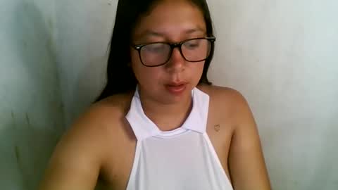 Snapshot of emmaortiz348067670331 chatting on June 4, 1:22 am emmaortiz348067670331 online show from June 4, 1:22 am