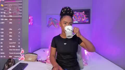 Emma online show from October 16, 5:14 pm