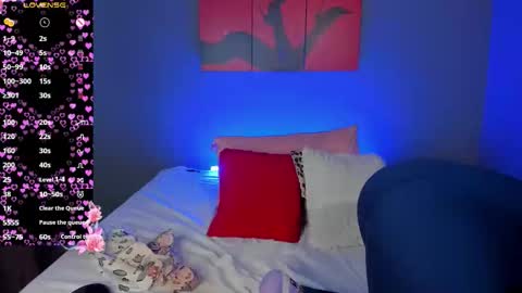 Emma online show from December 3, 5:22 pm