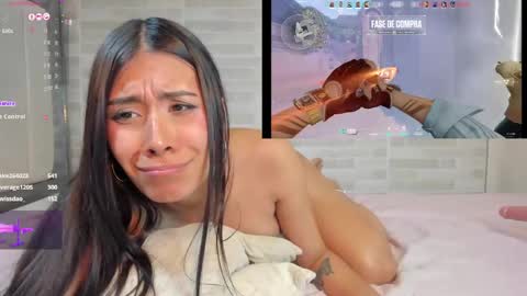 Snapshot of emmasoy chatting on January 18, 10:39 pm Emma online show from January 18, 10:39 pm