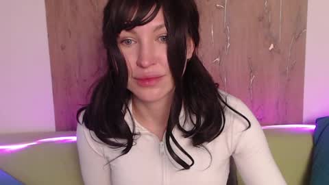 Snapshot of emmastinsen chatting on May 25, 4:07 am emmastinsen online show from May 25, 4:07 am