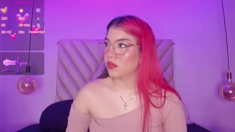 Emma online show from November 11, 2:33 am