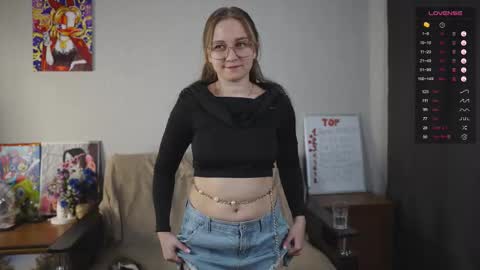 Mia online show from October 22, 3:40 am